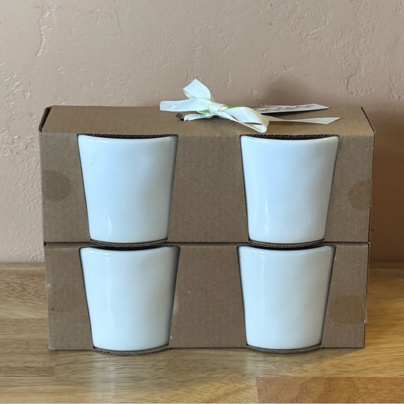 NWTS Set of 4 Spring Flowers Ceramic Ramekins From Rae Dunn Artisans Collection. - Picture 7 of 7